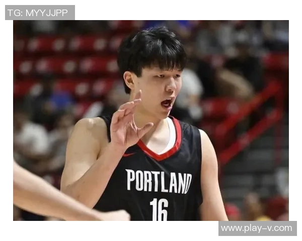 拓媒分析杨瀚森打球风格与球队中锋表现的对比与思考 拓媒分析杨瀚森打球风格与球队中锋表现的对比与思考