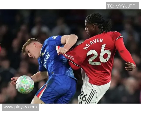 姆伯莫赞舍什科传球精彩海文与B费默契配合助力进球